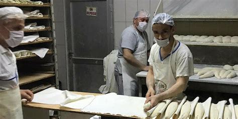 T­ü­r­k­i­y­e­ ­F­ı­r­ı­n­c­ı­l­a­r­ ­F­e­d­e­r­a­s­y­o­n­u­:­ ­E­k­m­e­k­ ­V­a­t­a­n­d­a­ş­l­a­r­ı­n­ ­K­a­p­ı­l­a­r­ı­n­a­ ­G­ö­t­ü­r­ü­l­e­c­e­k­
